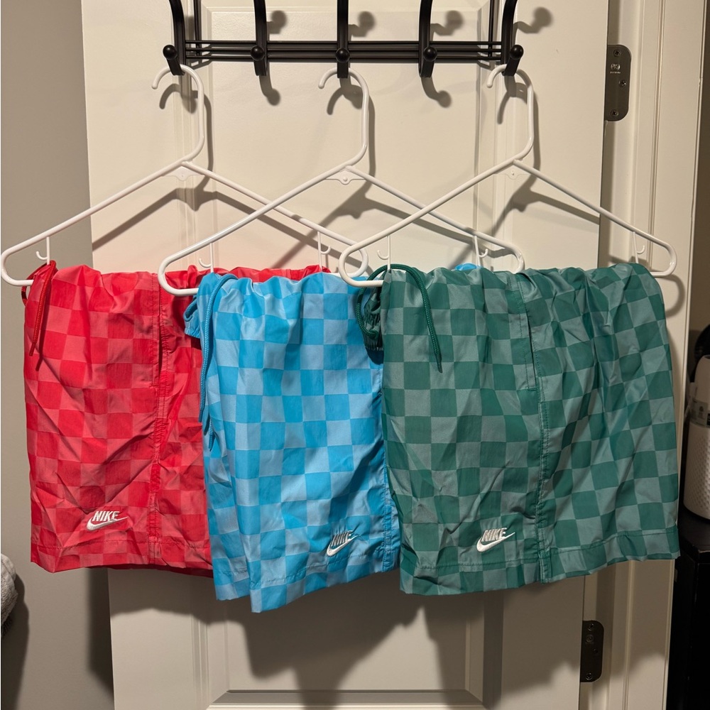 Nike Men’s Flow Shorts